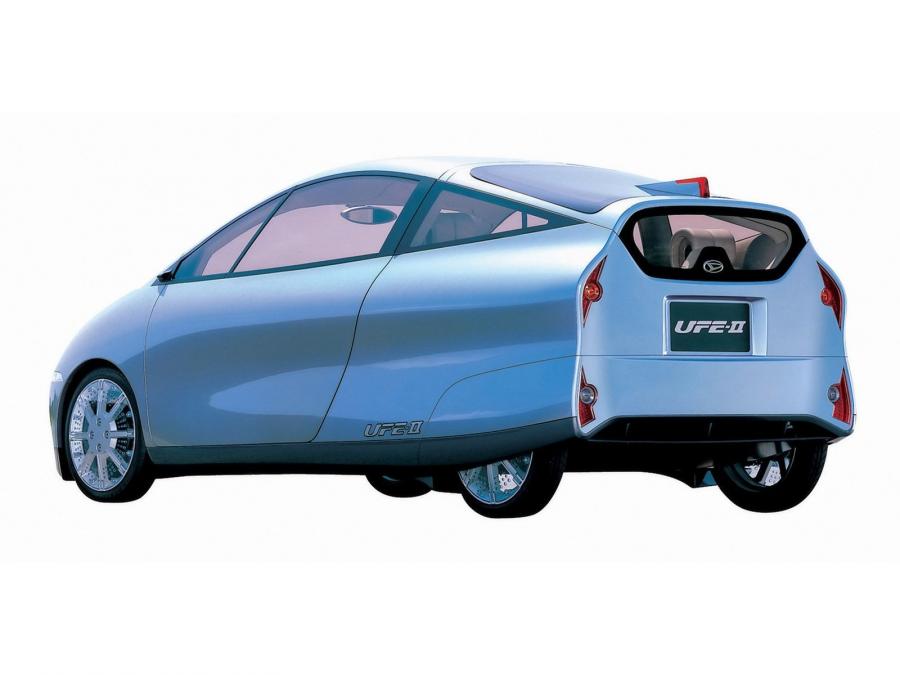  Daihatsu UFE-II Concept 2003 года  (фото 3 из 3)